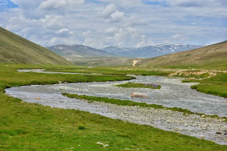 Skardu Private Tour – 5 Places – 3 Days / 2 Nights