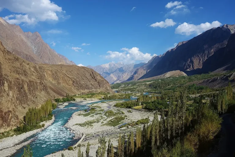 Ghizer Valley and Phander Lake Private Tour – 7 Days / 6 Nights