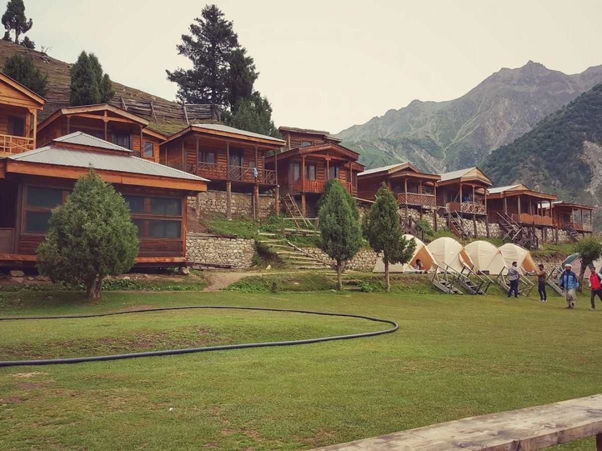 Raikot Sarai approach for Fairy Meadows
