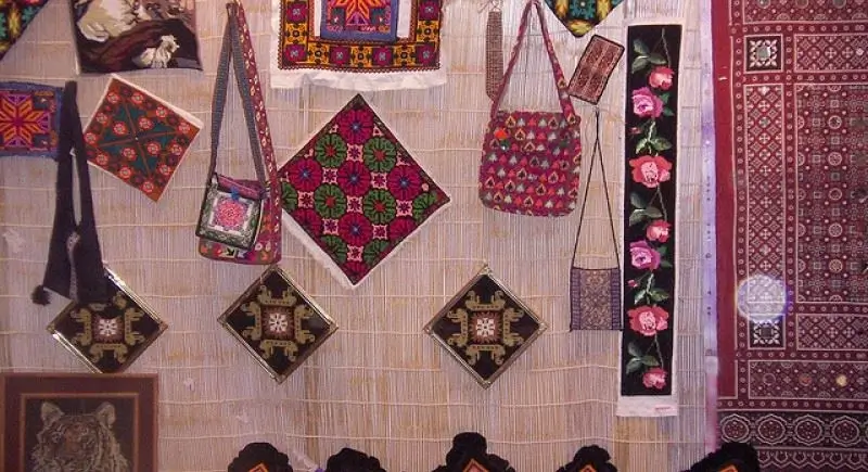 Preserving Tradition: Local Art and Handicrafts of Gilgit-Baltistan