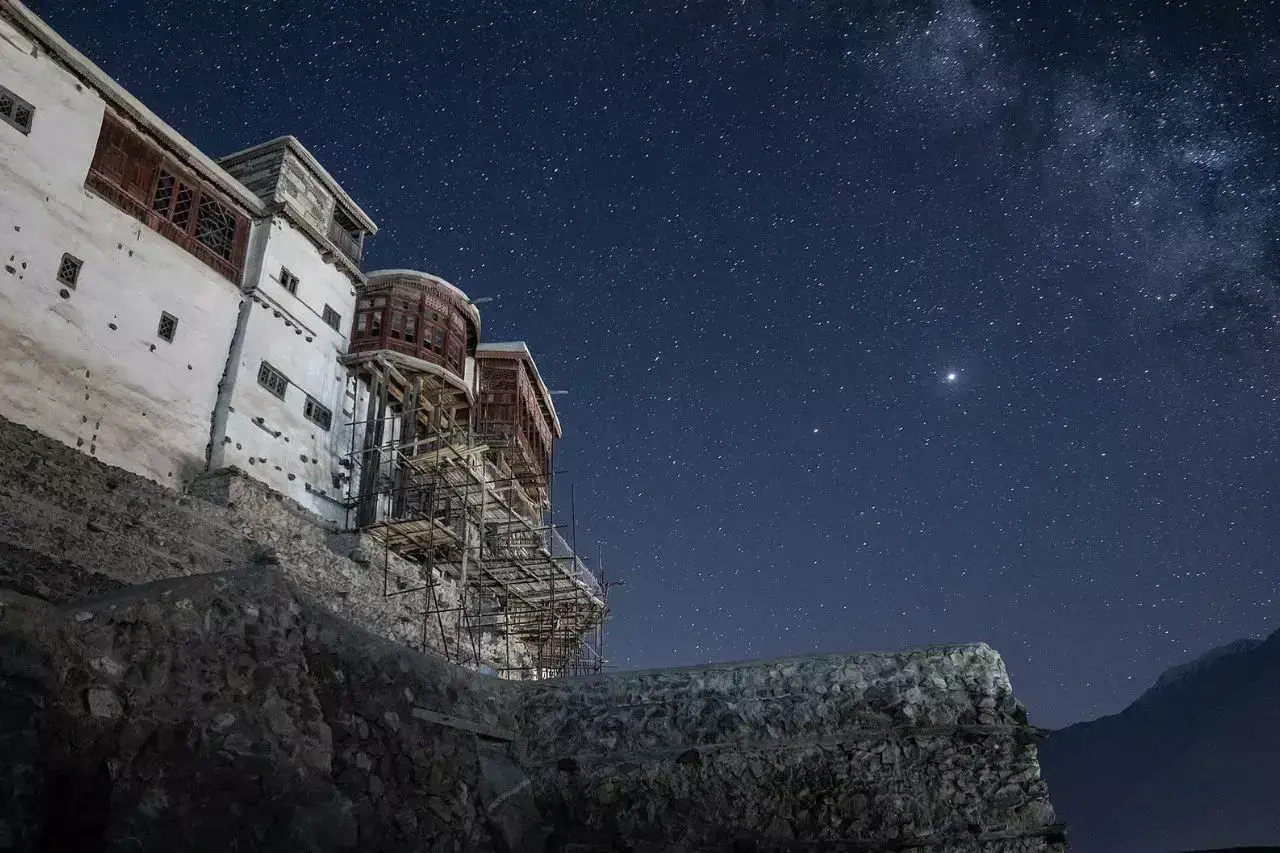 Pakistan Tours & Treks | Explore Culture, Nature & Adventure