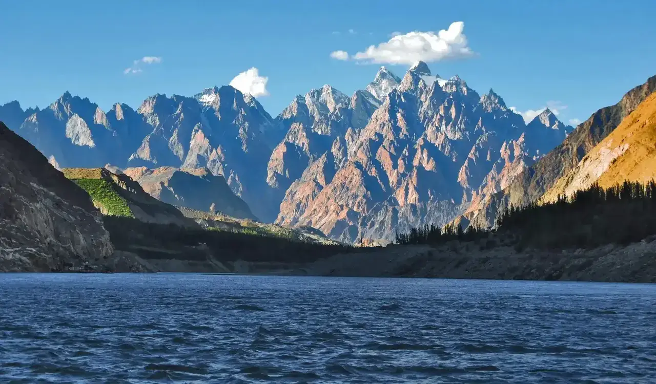 what makes hunza a must visit for pakistan adventure travel