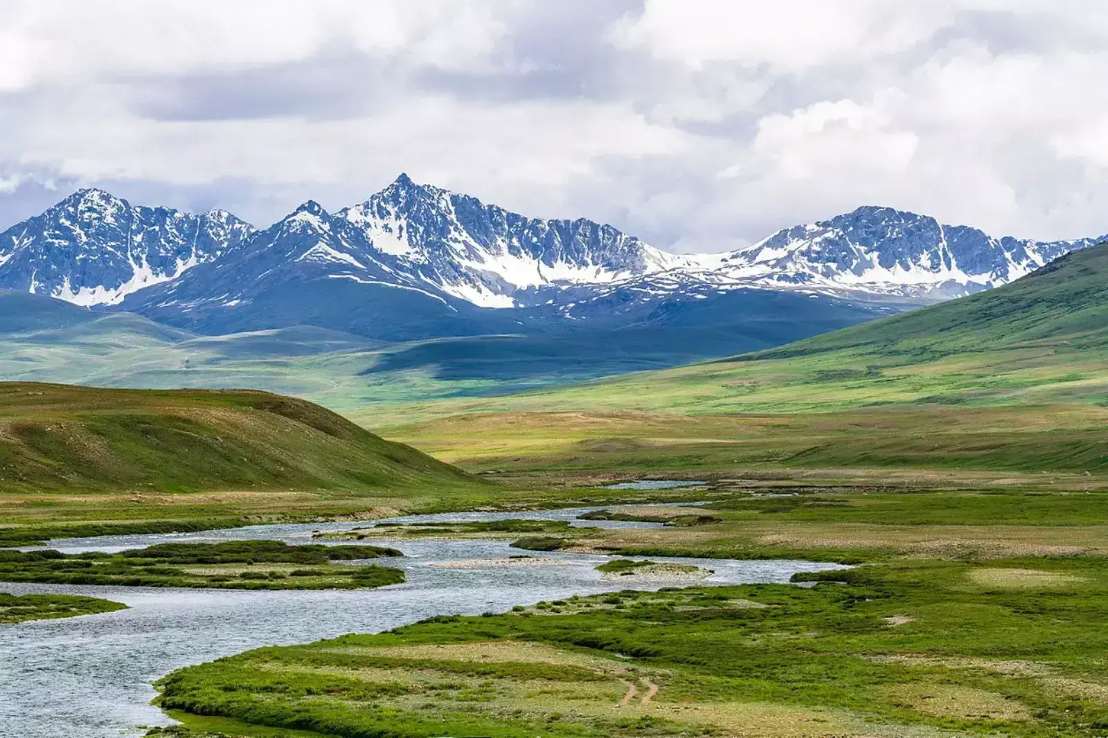 Travel Tips and Hacks for Exploring Gilgit-Baltistan